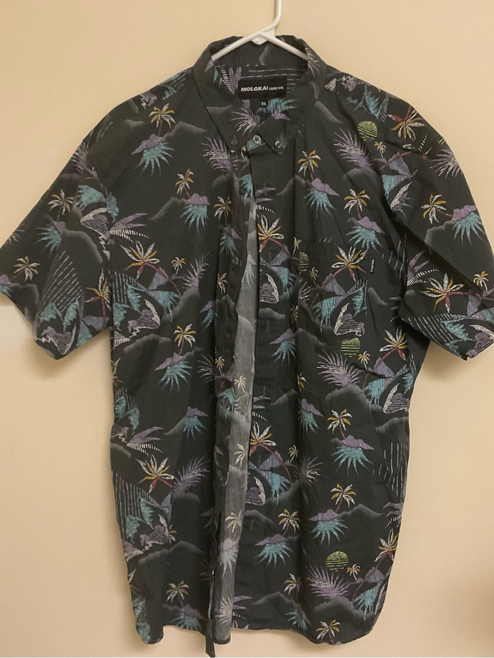 Lokai Black Tropical Print Short-Sleeve Shirt Jacket